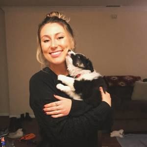 Meet your Posher, Renee